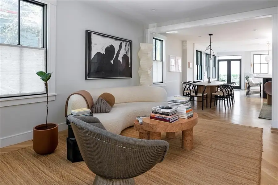 112 Holworthy Street #1, Cambridge, MA 02138 - #2