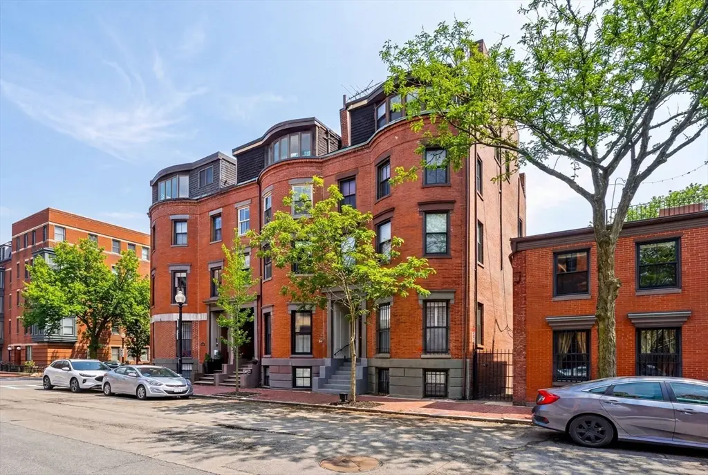 520 Shawmut Ave #4, Boston, MA 02118 - #1