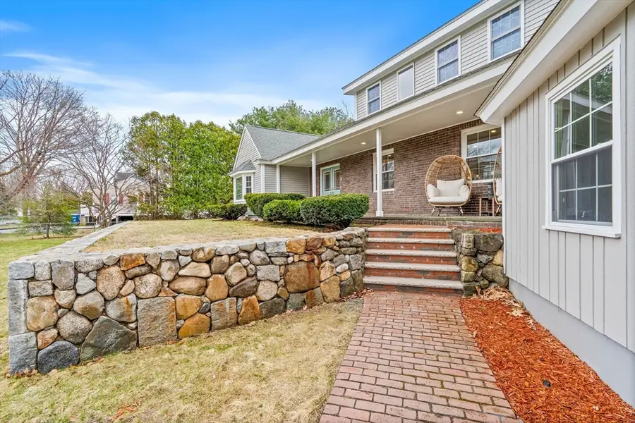 8 Crescent St., Tewksbury, MA 01876 - #3