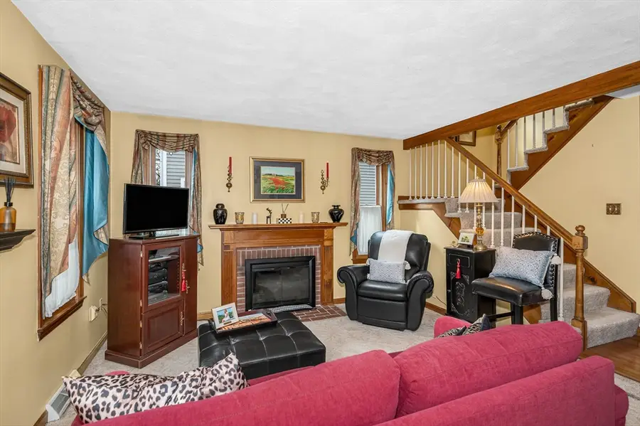 711 Wellman Ave #711, North Chelmsford, MA 01863 - #3