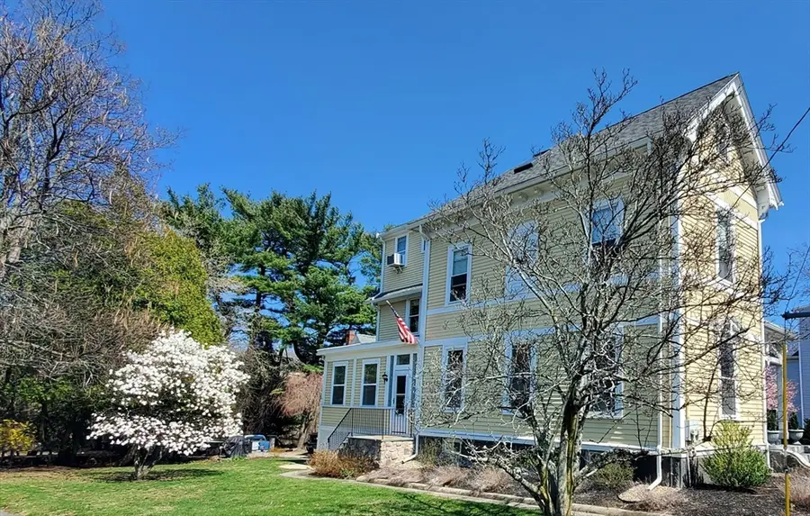 171 Lowell St, Peabody, MA 01960 - #3