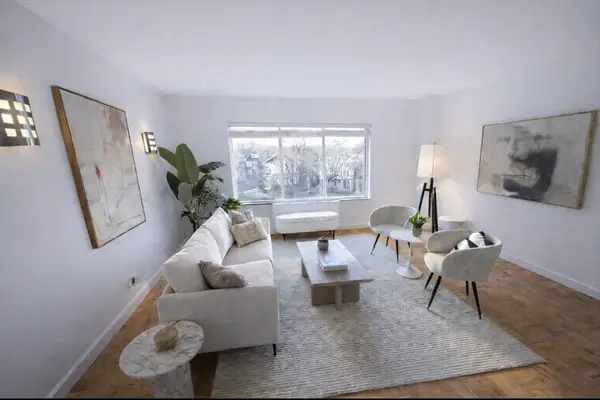 22 Chestnut Place #210, Brookline, MA 02445