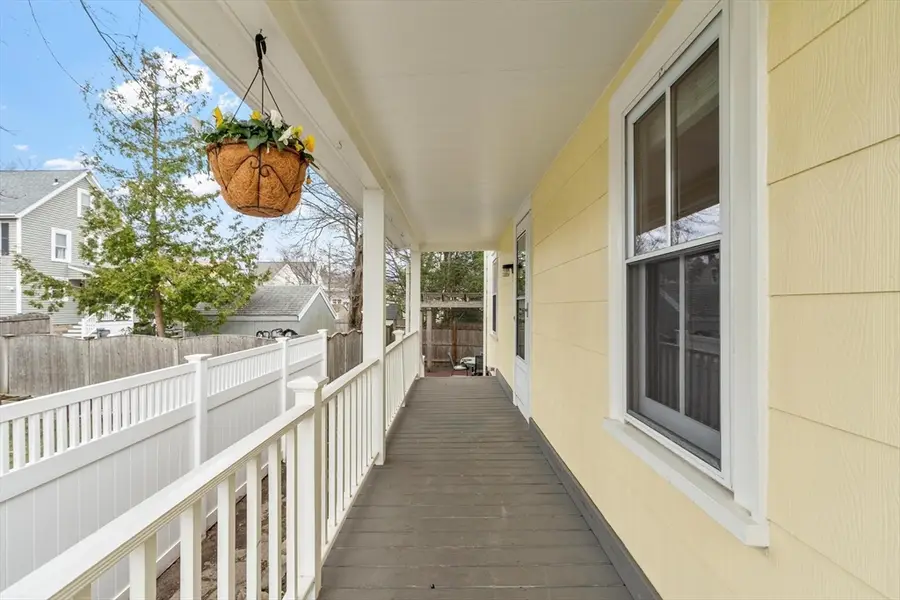 2 Lakeview Ave, Reading, MA 01867 - #3