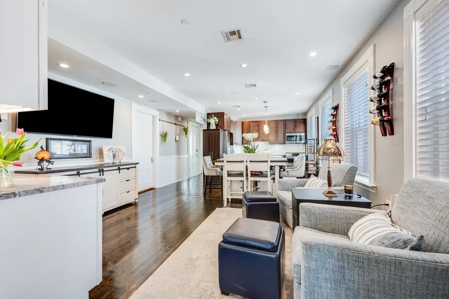 551 E 6th St #3, Boston, MA 02127 - #3