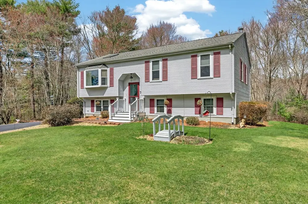 7 Tide Meadows Drive, Berkley, MA 02779 - #1