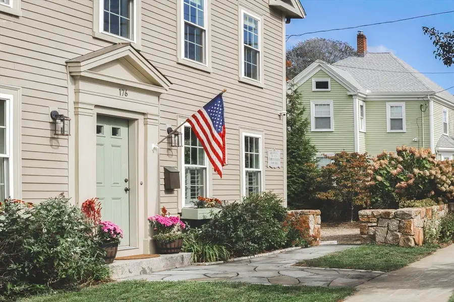 176 Hale St, Beverly, MA 01915 - #2