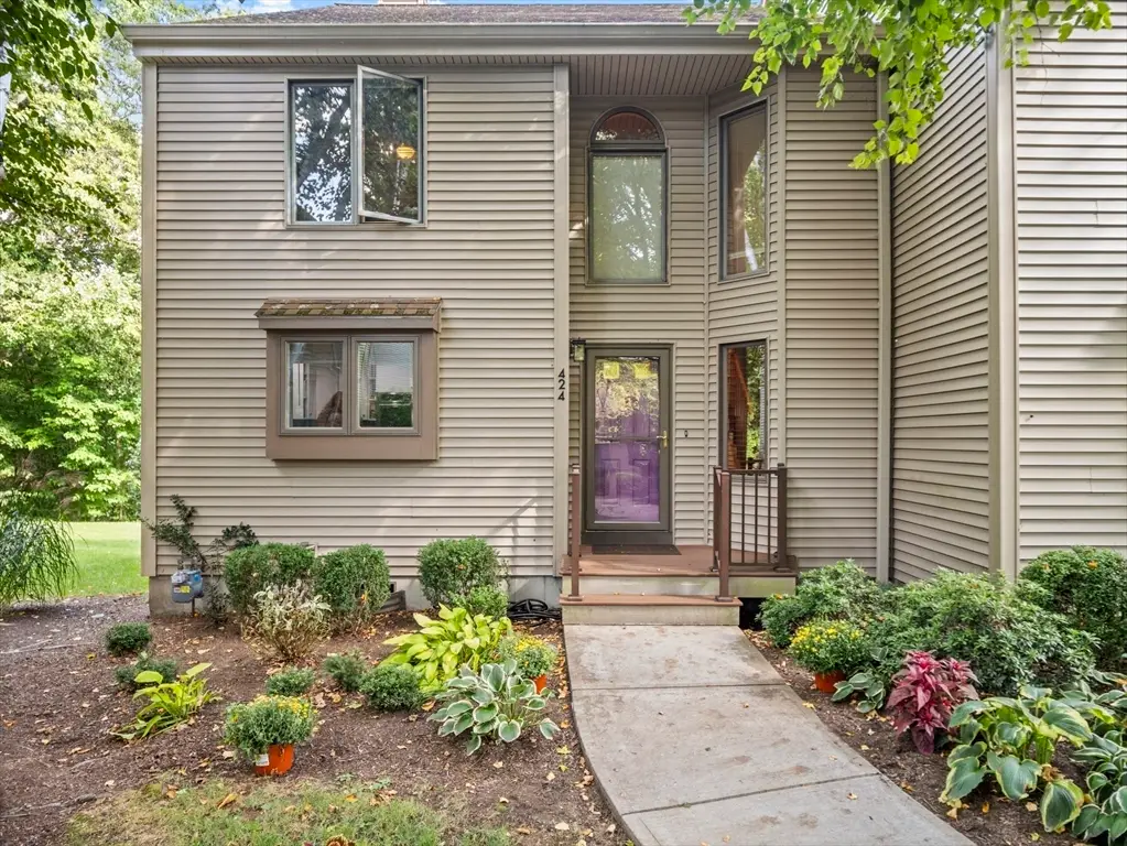 770 Salisbury St #424, Worcester, MA 01609 - #1