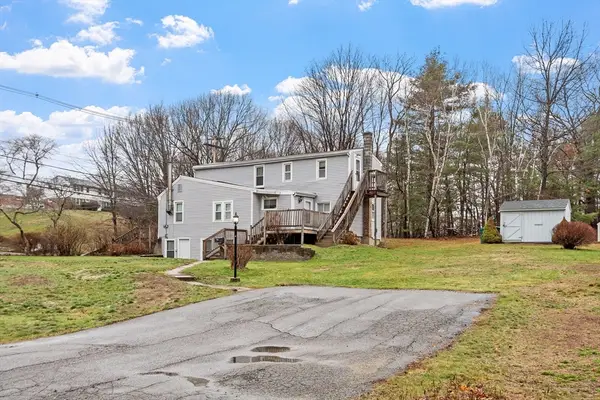 160 Wanoosnoc Rd, Fitchburg, MA 01420