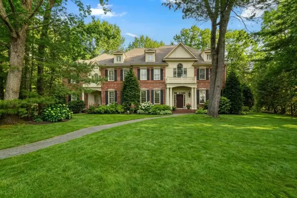 14 Olde Hickory Path, Westborough, MA 01581