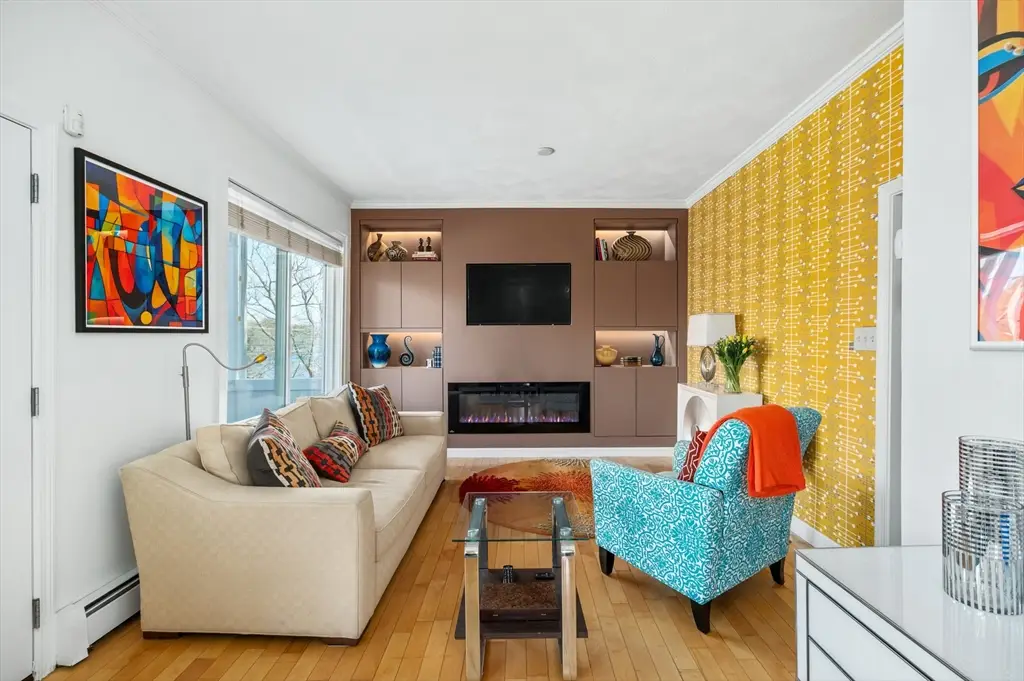 765 Walnut St, Lynnfield, MA 01940 - #1