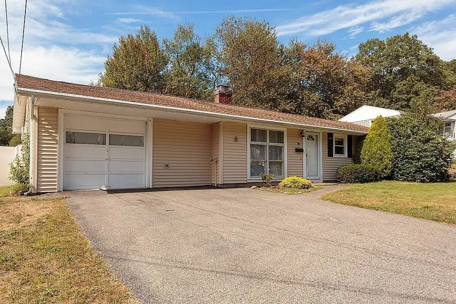 38 Mcdevitt Rd, Randolph, MA 02368 - #2