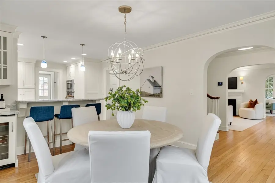 66 Moffat Road, Newton, MA 02468 - #3