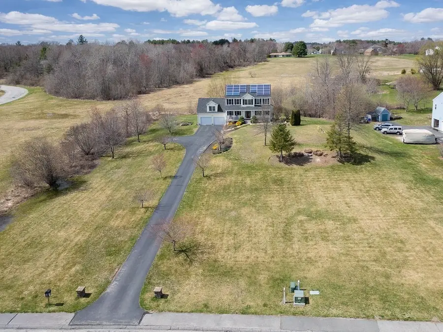 9 White Rd, Mendon, MA 01756 - #2