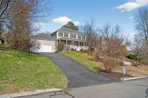 49 Lorraine Metcalf Rd, Franklin, MA 02038