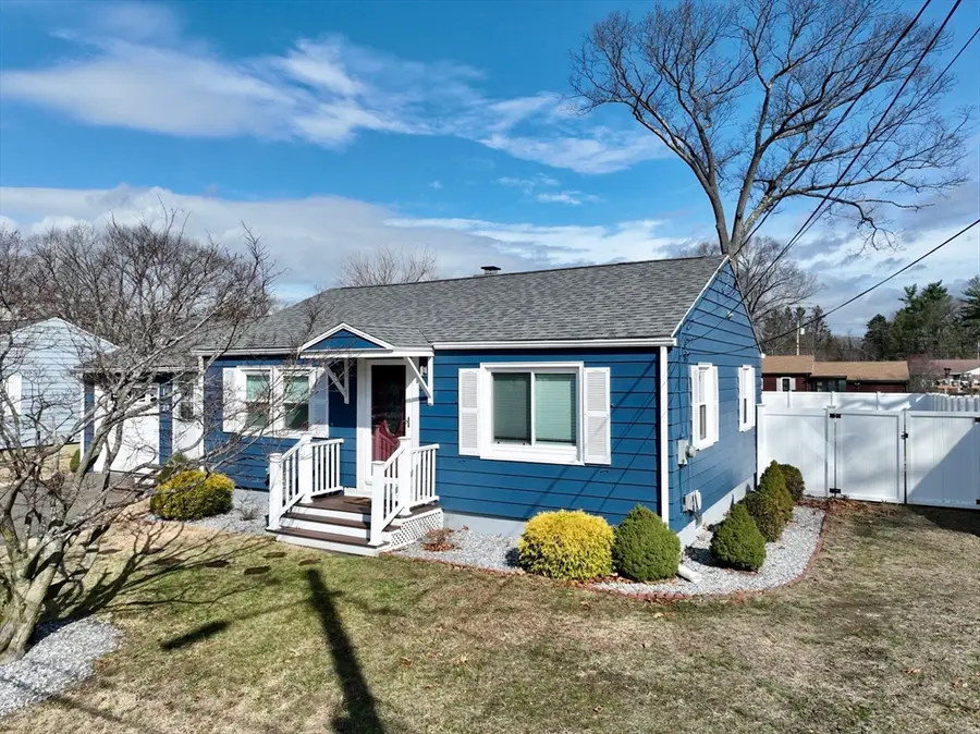 22 Harrington Rd, Chicopee, MA 01020 - #2