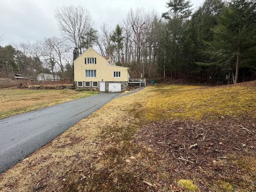 264 Flynt St, Palmer, MA 01069 - #3