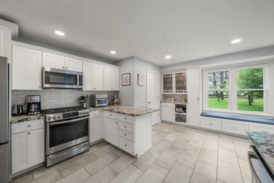 13 Mill St #1, Boston, MA 02122 - #3