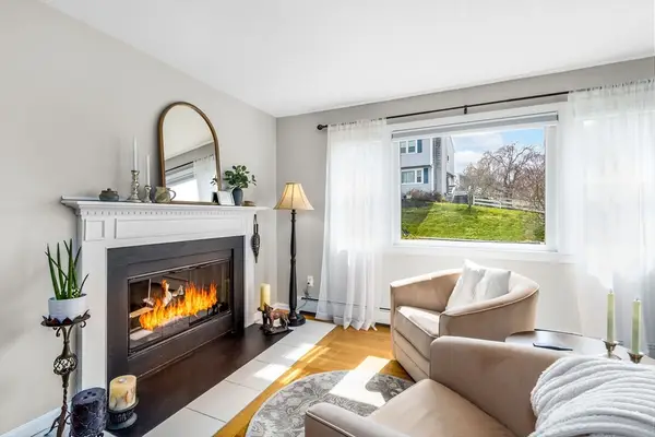 57 Stafford St #F, Plymouth, MA 02360