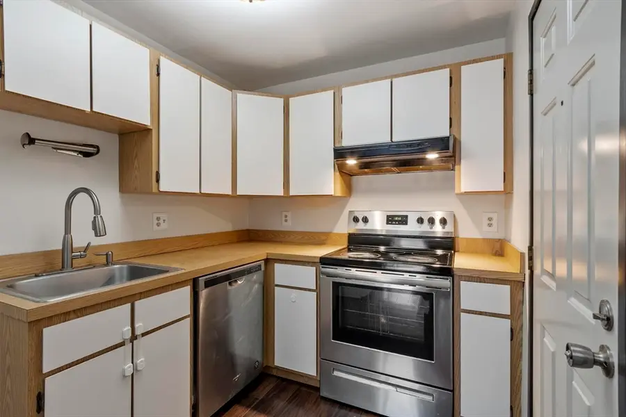 4 Bridgeview Cir #36, Tyngsborough, MA 01879 - #3