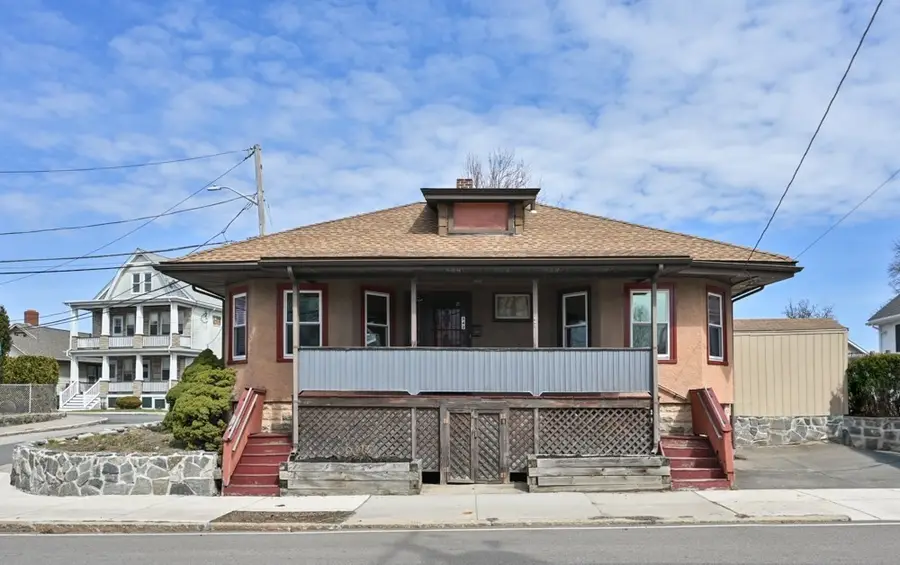 542 Riverside Ave, Medford, MA 02155 - #2