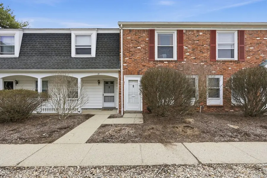 41 Jamestown Dr #41, Springfield, MA 01108 - #2