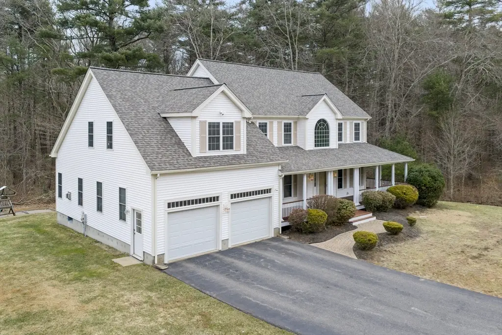 265 Finch Rd, Raynham, MA 02767 - #1