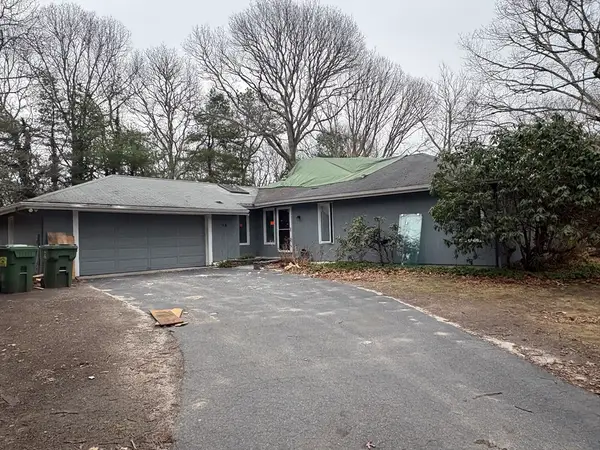 58 Sachem Dr, Barnstable, MA 02632