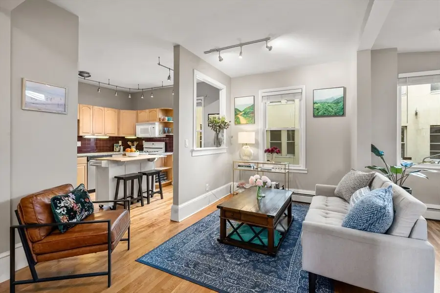 122 Trowbridge #1R, Cambridge, MA 02138 - #2