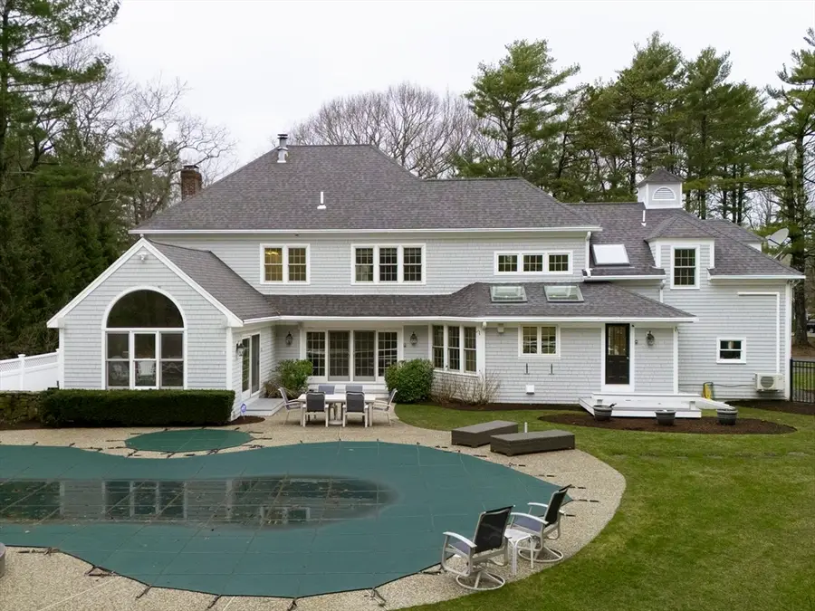 131 S Station St, Duxbury, MA 02332 - #3