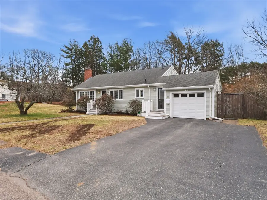 17 Daley St, Needham, MA 02494 - #3