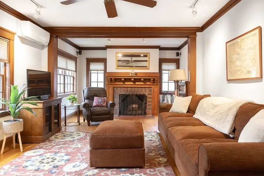 33 Halifax St #2, Boston, MA 02130 - #3