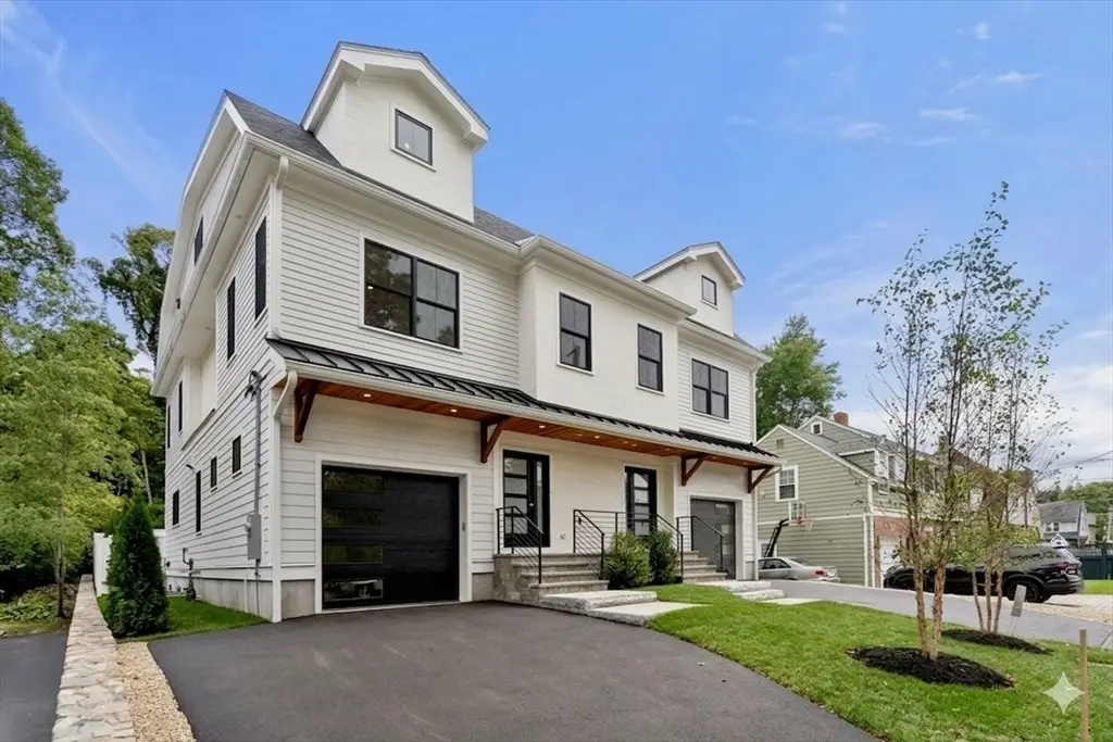 71 Cloverdale Rd, Newton, MA 02461 - #1