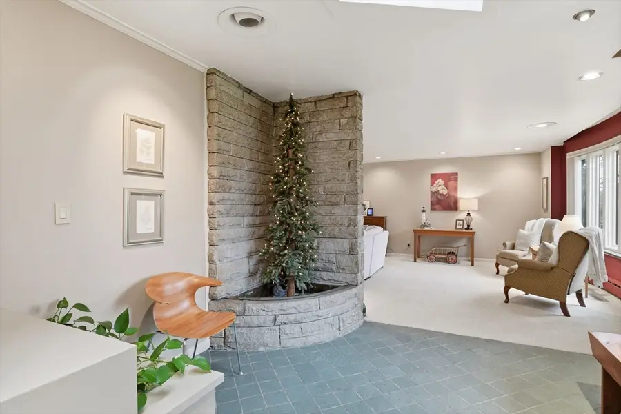 31 Briarcliff Road, Longmeadow, MA 01106 - #2