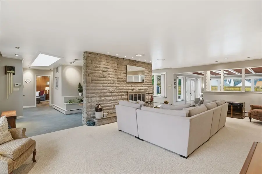 31 Briarcliff Road, Longmeadow, MA 01106 - #3