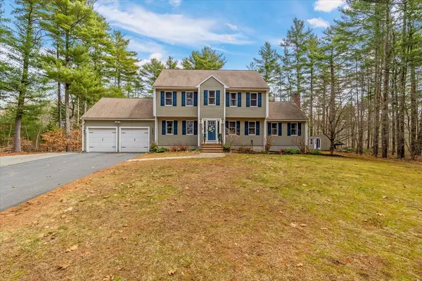 116 Meadow St, Carver, MA 02330