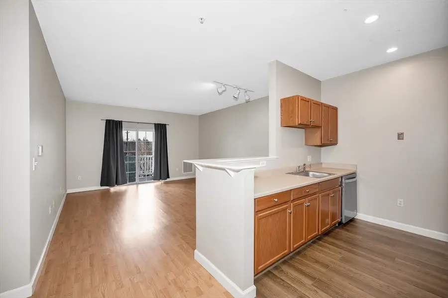 21 Hampshire Rd #306, Methuen, MA 01844 - #3