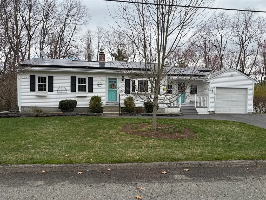 327 Brookside Cir, Northampton, MA 01062 - #1