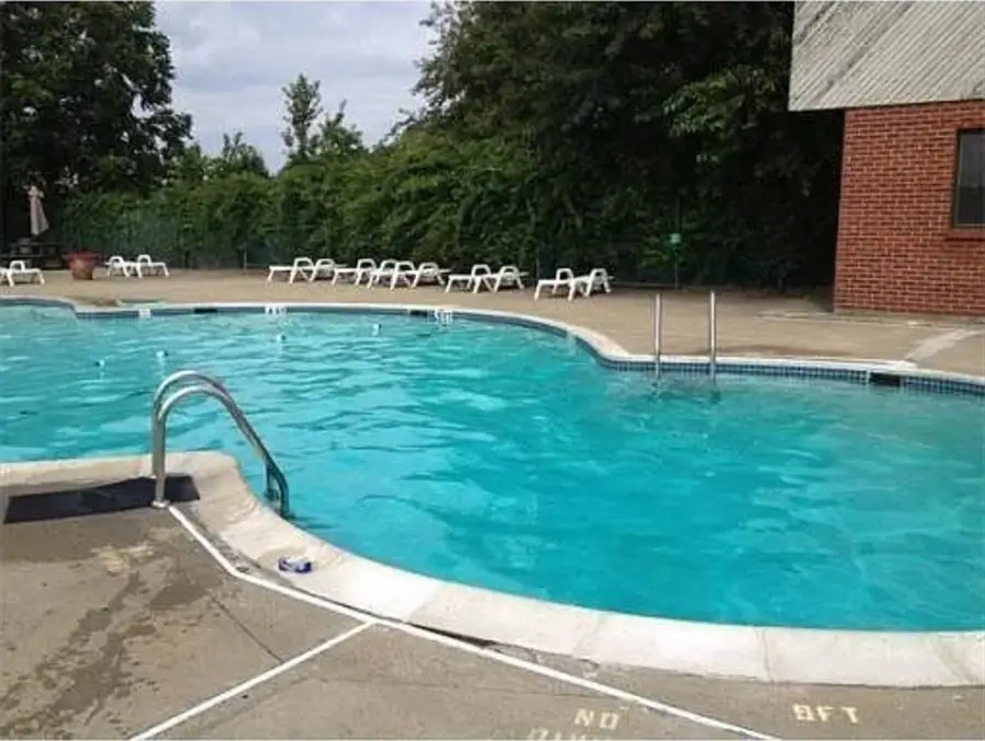 300 Governors Dr #21, Winthrop, MA 02152 - #3