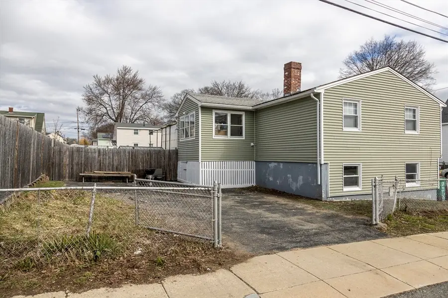 35 Nelson Ave, Lowell, MA 01852 - #2