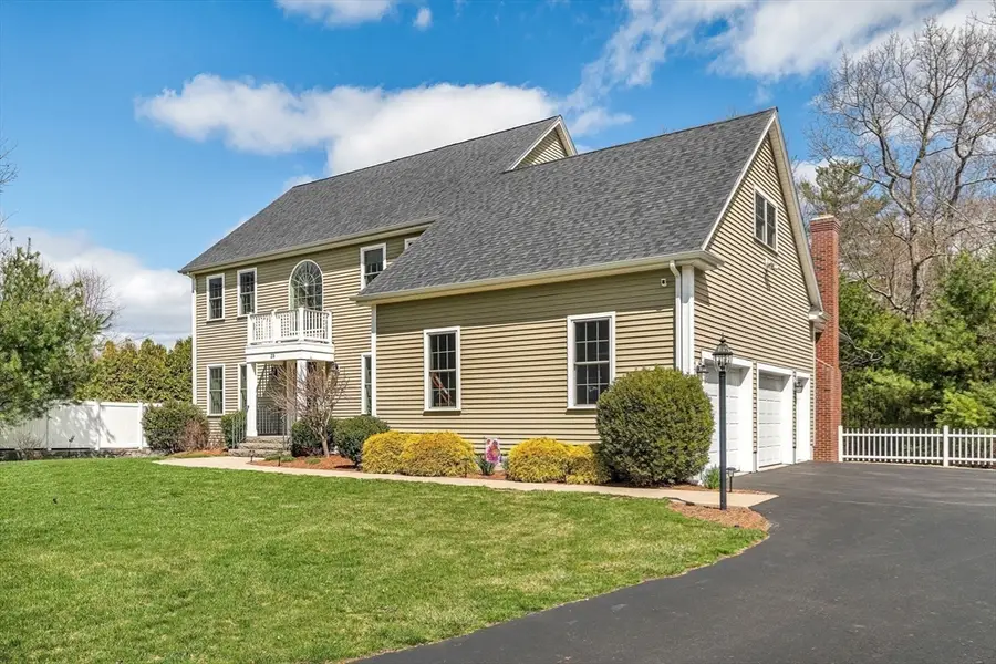 23 Tulip Way, Medway, MA 02053 - #2