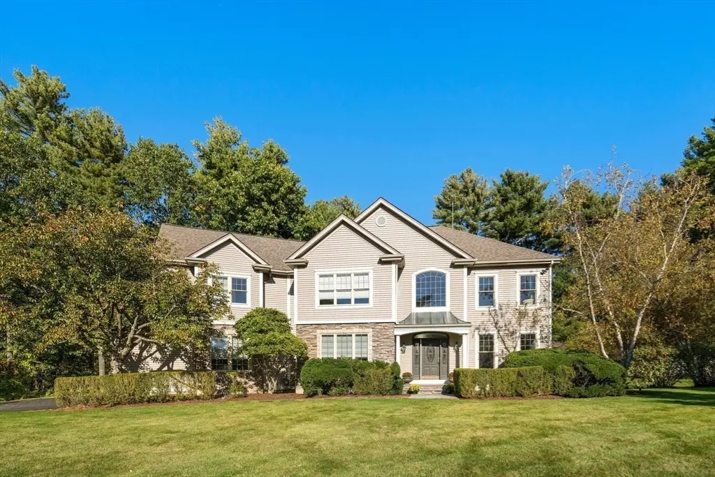7 Pettee's Pond Lane, Walpole, MA 02081 - #1