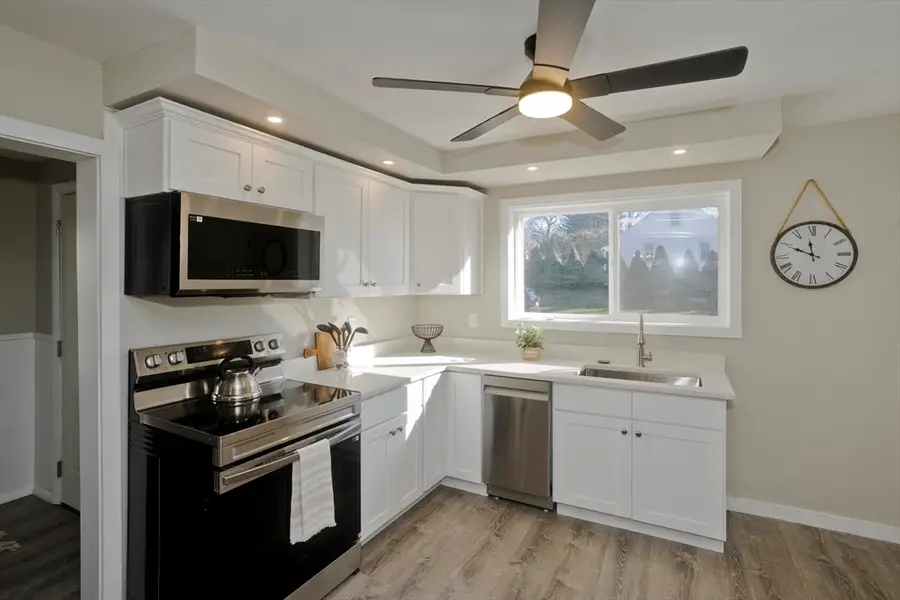 6 Bremen St, Springfield, MA 01108 - #3