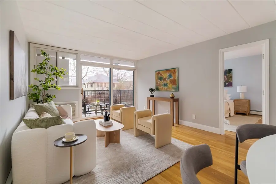 345 Harvard St #1E, Cambridge, MA 02138 - #2