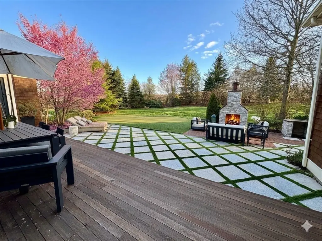 59 Clubhouse Dr, Hingham, MA 02043 - #1