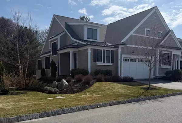 11 Baiting Brook Rd #11, Framingham, MA 01701