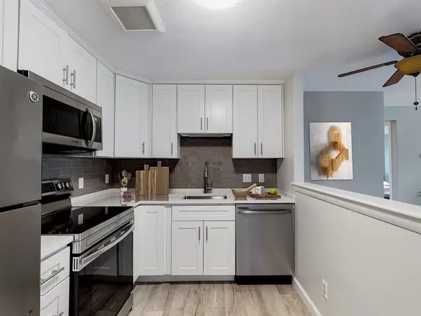 1105 Lexington St #6-11, Waltham, MA 02452