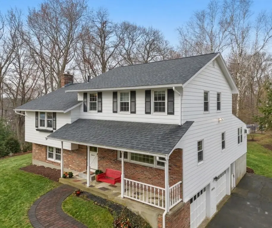 11 Ethelyn Cir, Maynard, MA 01754 - #1