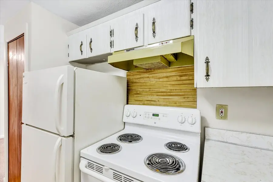 119 Grove St #216, Rockland, MA 02370 - #3