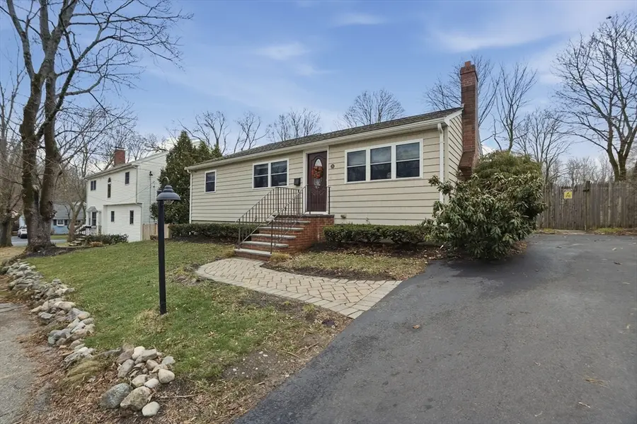 35 Armstrong Circle, Braintree, MA 02184 - #2