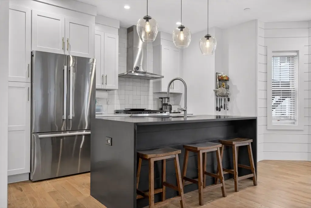 13 Quincy St #A, Somerville, MA 02143 - #1